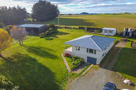 Photo of property in 25 Main Road, Maheno, Oamaru, 9495