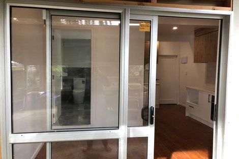 Photo of property in 14 Kilcar Place, Massey, Auckland, 0614