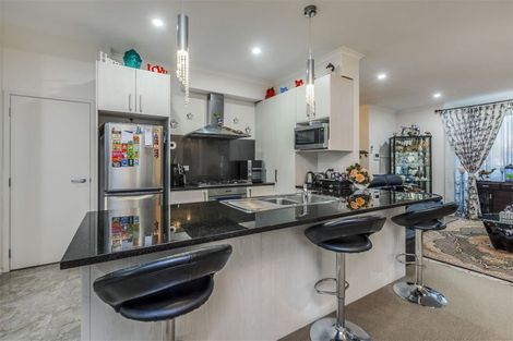 Photo of property in 30 Kuaka Drive, Takanini, 2112