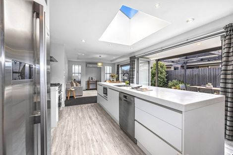 Photo of property in 11 Handley Crescent, Wigram, Christchurch, 8042