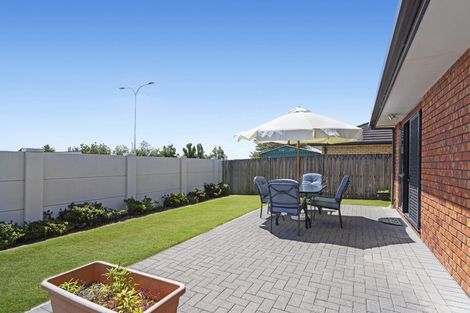 Photo of property in 10 Owhatiura Drive, Lynmore, Rotorua, 3010