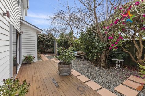 Photo of property in 27a Hardy Street, Waterloo, Lower Hutt, 5011