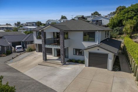 Photo of property in 5 Waititiro Rise, Stanmore Bay, Whangaparaoa, 0932