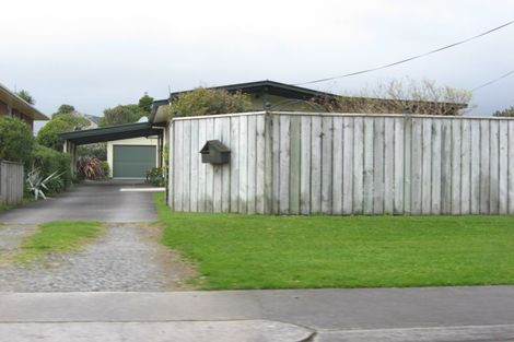 Photo of property in 14 Mace Terrace, Oakura, 4314