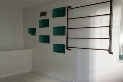 Photo of property in 145 Tasman Street, Mount Cook, Wellington, 6021