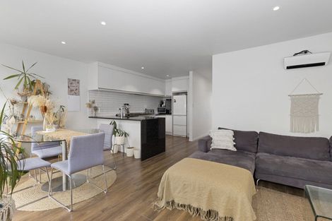 Photo of property in 39u2 Norton Road, Frankton, Hamilton, 3204