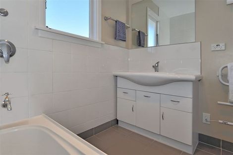 Photo of property in 66 Wattle Drive, New Brighton, Christchurch, 8083