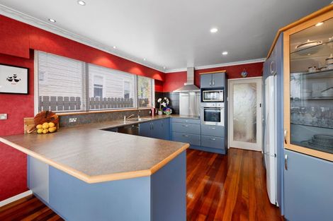 Photo of property in 329 Devon Street West, New Plymouth, 4310