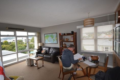 Photo of property in Newman Court Apartments, 2 Newman Terrace, Thorndon, Wellington, 6011