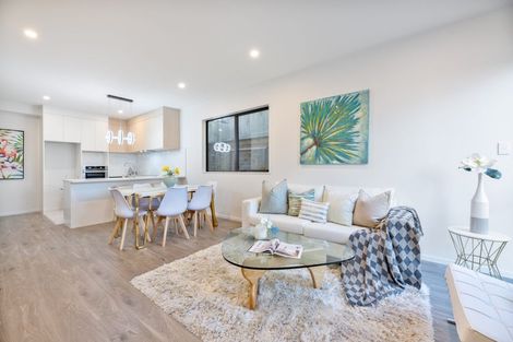 Photo of property in 15b Ranch Avenue, Beach Haven, Auckland, 0626