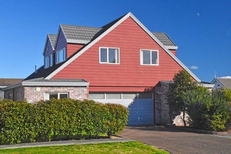 Photo of property in 17 Puriri Street, Hilltop, Taupo, 3330