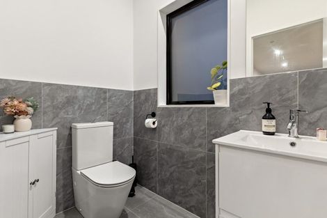 Photo of property in 6 Kari Lane, Kumeu, 0810