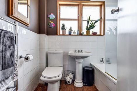 Photo of property in 7 Armitage Place, Fairfield, Hamilton, 3214