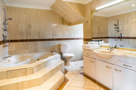 Photo of property in Maison Cabriole Building, 60u3 Courtenay Place, Te Aro, Wellington, 6011