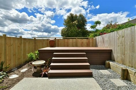 Photo of property in 2 Miran Lane, Red Beach, 0932