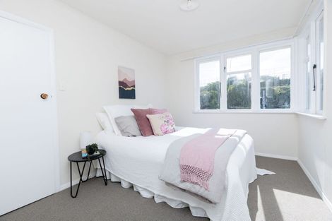 Photo of property in 2f1 Takatimu Way, Johnsonville, Wellington, 6037