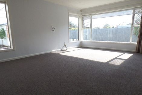 Photo of property in 265 Weston Road, Mairehau, Christchurch, 8052