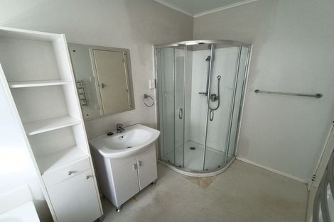 Photo of property in 15 Collier Avenue, Karori, Wellington, 6012