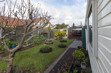 Photo of property in 7b Nukumea Common, Orewa, 0931