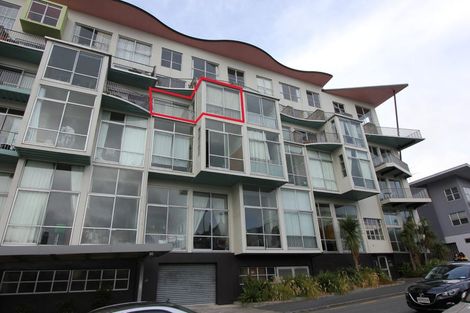 Photo of property in Qba Apartments, 3h/51 Webb Street, Mount Cook, Wellington, 6011