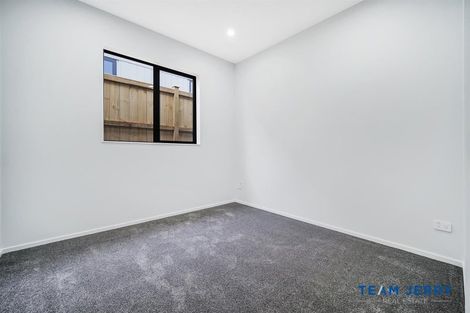 Photo of property in 43 Tributary Parade, Karaka, 2113