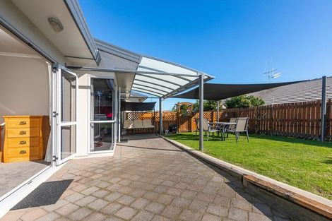 Photo of property in 5 Lucerne Place, Welcome Bay, Tauranga, 3112