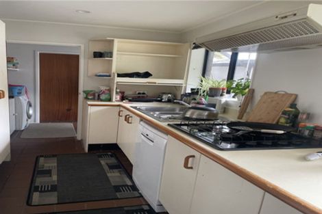 Photo of property in 75u3 Delhi Crescent, Khandallah, Wellington, 6035