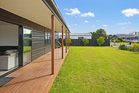 Photo of property in 101 Kelly Jade Avenue, Matarangi, Whitianga, 3592
