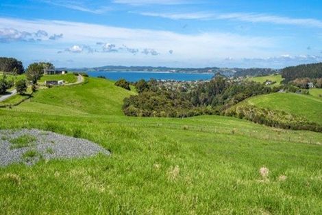 Photo of property in 98 Cape Rodney Road, Leigh, 0985