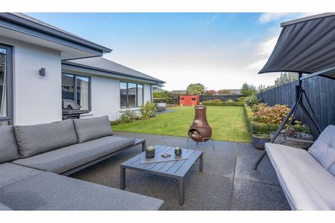 Photo of property in 16 Hampstead Close, Rangiora, 7400