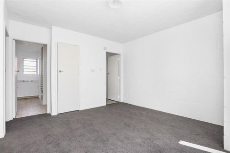 Photo of property in 226 Old Farm Road, Hamilton East, Hamilton, 3216