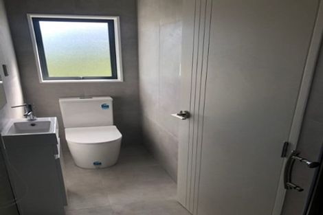 Photo of property in 106 Top Road, Dairy Flat, 0792