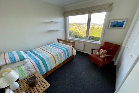 Photo of property in 19 Vista Crescent, Maoribank, Upper Hutt, 5018