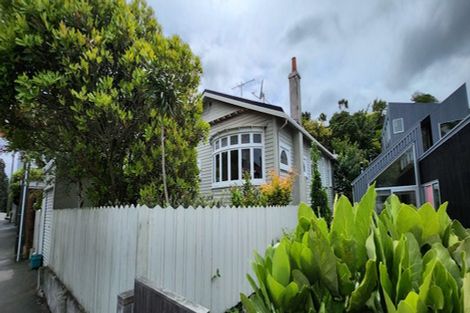 Photo of property in 169 Ohiro Road, Brooklyn, Wellington, 6021