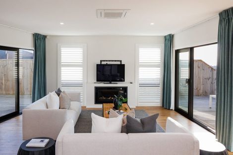 Photo of property in 18 Silkwood Place, Fitzherbert, Palmerston North, 4410