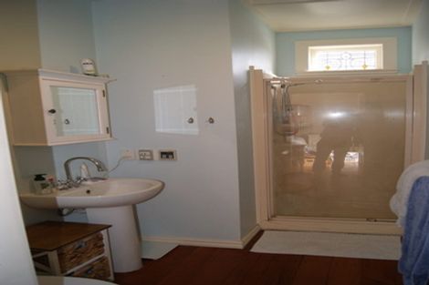 Photo of property in 122a Derwent Street, Island Bay, Wellington, 6023