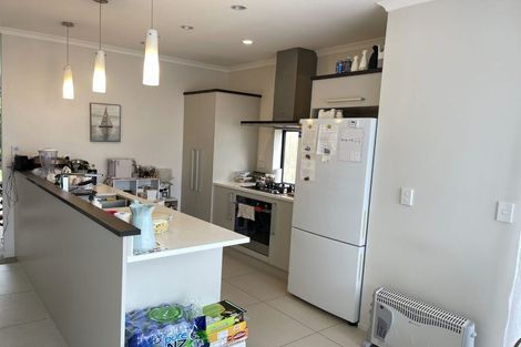 Photo of property in 9 Costa Viva Crescent, Karaka, Papakura, 2113