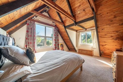 Photo of property in 246 Plateau Road, Te Marua, Upper Hutt, 5018