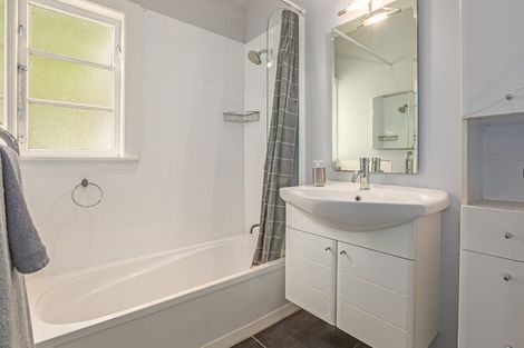 Photo of property in 26 Pembroke Road, Northland, Wellington, 6012