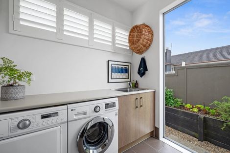Photo of property in 47 Princes Street, Northcote Point, Auckland, 0627