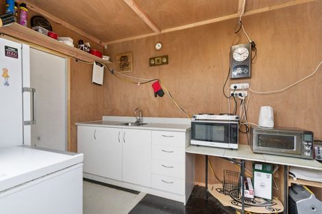 Photo of property in 60 Summer Road, Tinopai, Matakohe, 0593