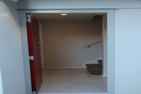 Photo of property in 61u6 Black Rock Road, Newlands, Wellington, 6037