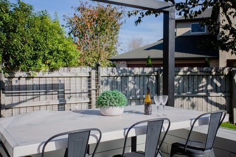 Photo of property in 10 Hurley Place, Cambridge, 3434