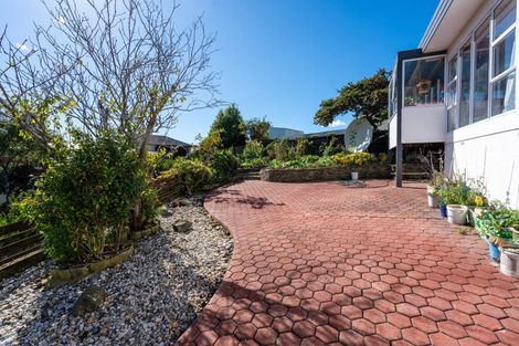Photo of property in 97 Easther Crescent, Kew, Dunedin, 9012