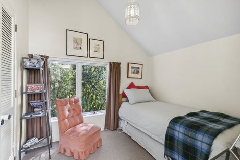 Photo of property in 7 Selkirk Way, Karori, Wellington, 6012