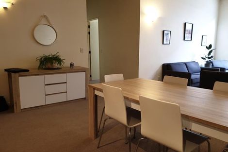 Photo of property in 37u2 Majoribanks Street, Mount Victoria, Wellington, 6011