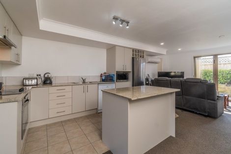 Photo of property in 12 Merlot Lane, Pukekohe, 2120