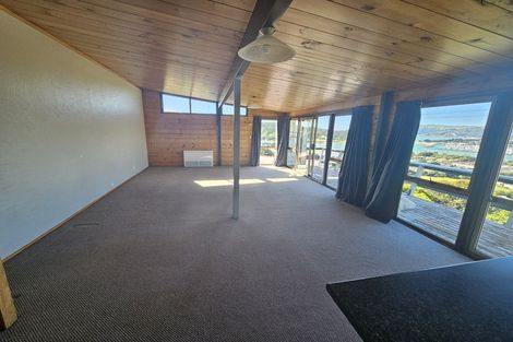 Photo of property in 33 Eskdale Road, Papakowhai, Porirua, 5024
