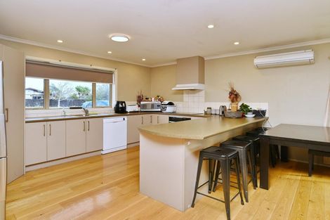 Photo of property in 41 Factory Road, Belfast, Christchurch, 8051