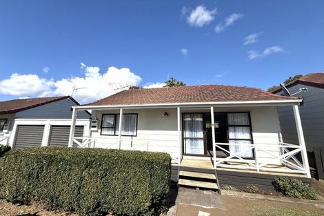 Photo of property in 1/18 Waiari Road, Conifer Grove, Takanini, 2112